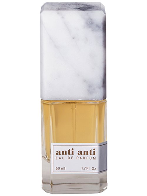 Suede perfume ingredient – Wikiparfum